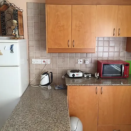 Sea Front 2 Bed House Semesterbostad Larnaca